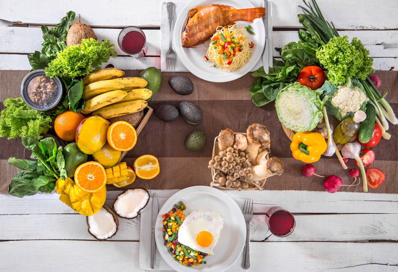 Home 2 lunch-at-the-table-with-healthy-organic-food-top-2025-03-14-20-01-57-utc_Easy-Resize.com